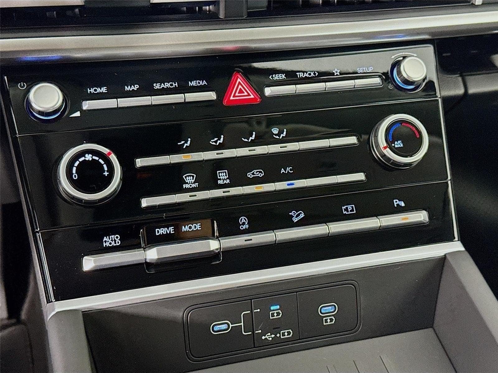 New 2026 Hyundai Santa Fe SE FWD image 16