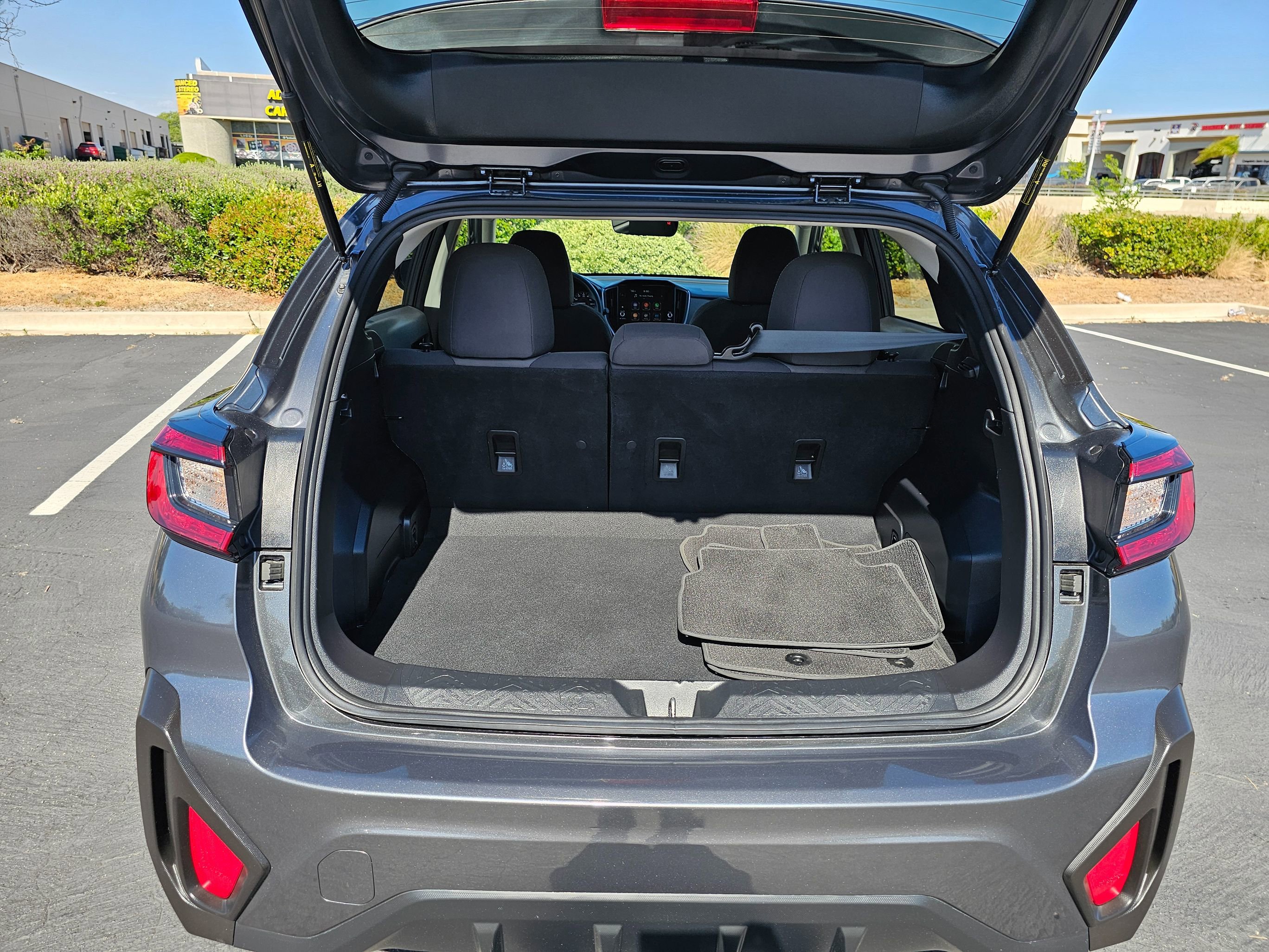 Used 2025 Subaru Crosstrek 2.0i Premium AWD/4WD image 25