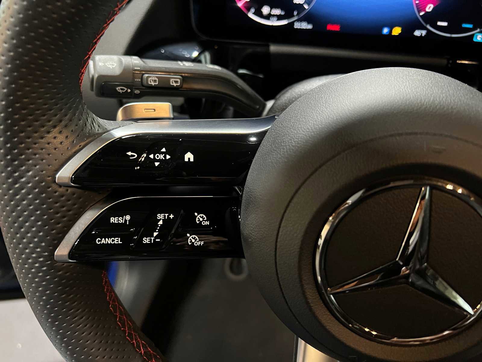 Used 2025 Mercedes-Benz GLA 250 4MATIC image 28