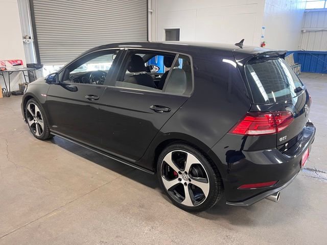 Used 2018 Volkswagen Golf 4-Door image 5