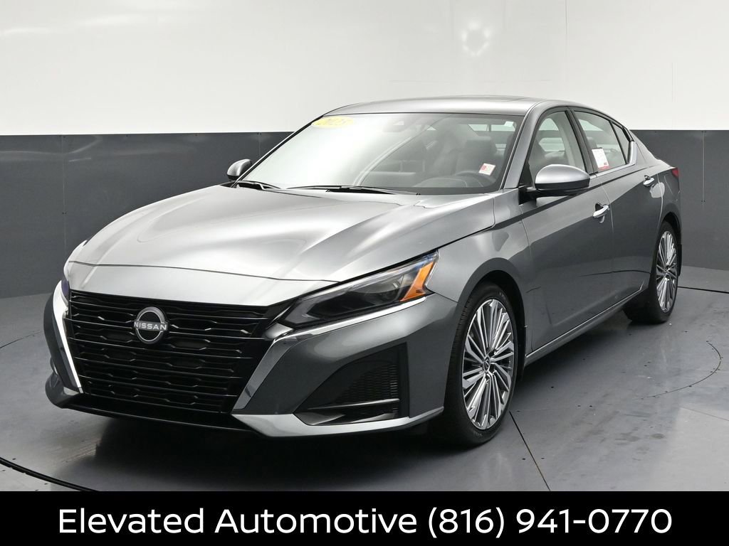 Certified 2025 Nissan Altima 2.5 SL FWD image 3