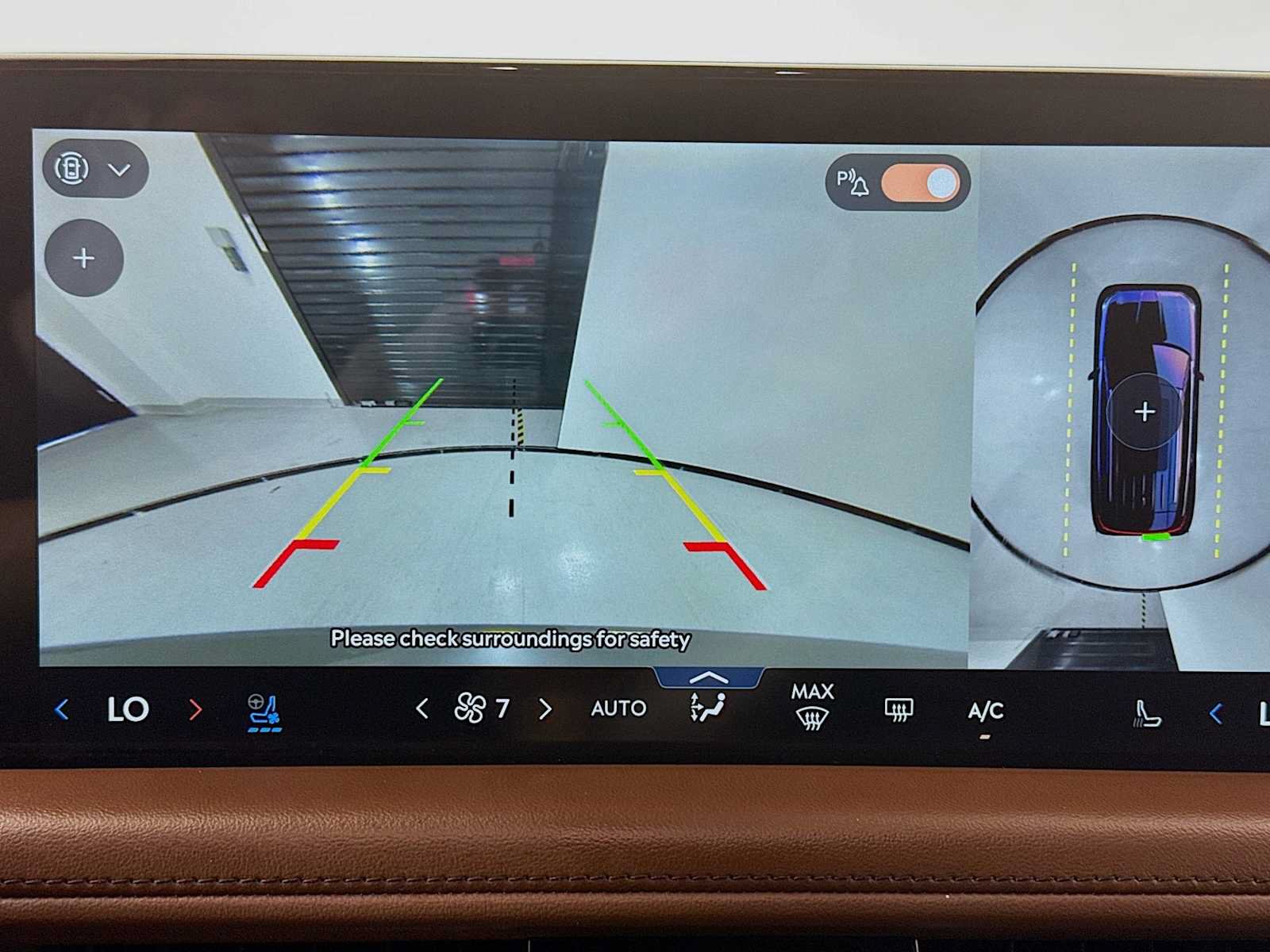 Used 2025 Lincoln Aviator Reserve w/ Equipment Group 201A AWD/4WD image 19