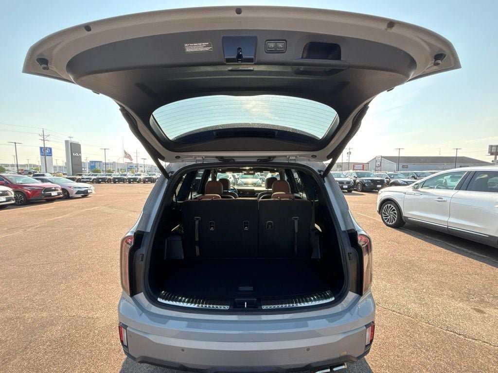Used 2023 Kia Telluride SX Prestige X-Line AWD/4WD image 34
