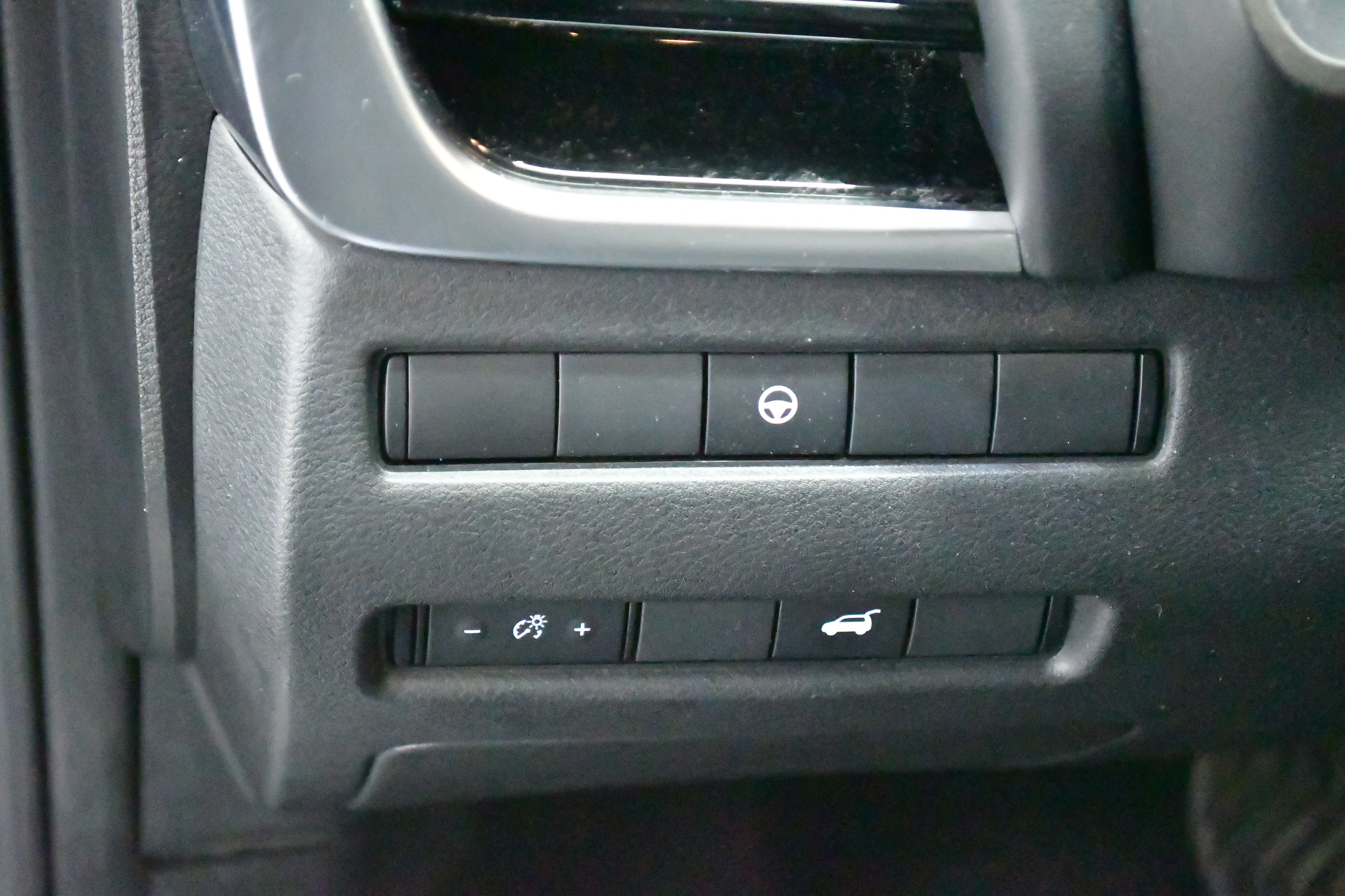 Used 2023 Nissan Rogue SL w/ SL Premium Package image 29