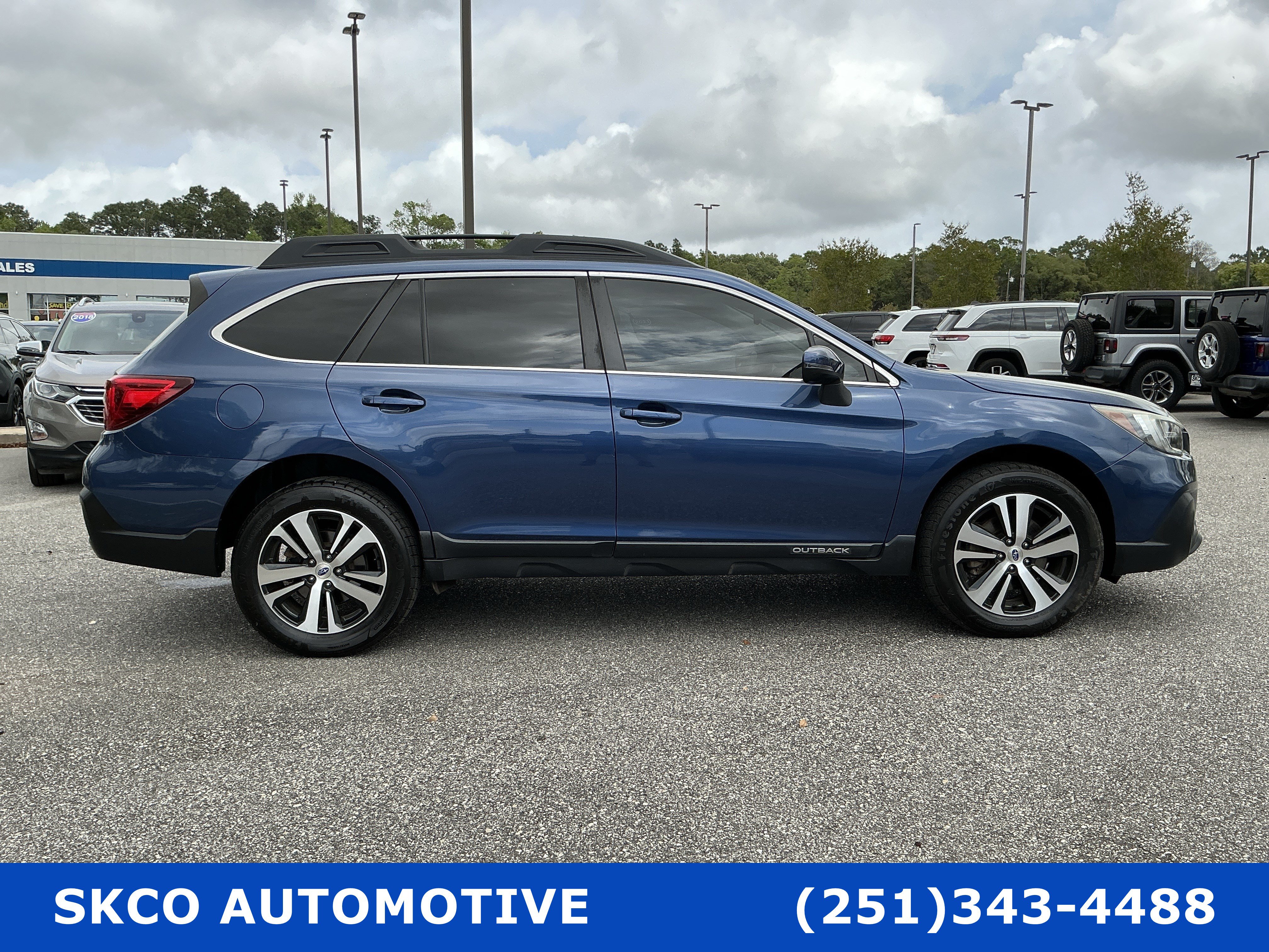 Used 2019 Subaru Outback 2.5i Limited AWD/4WD image 6