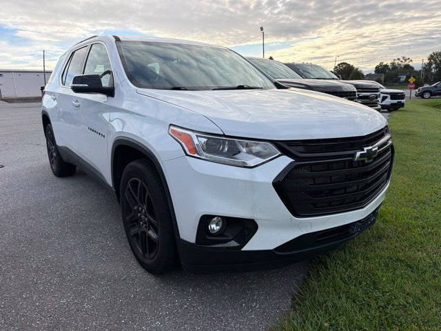 Used 2021 Chevrolet Traverse LT w/ LPO, Blackout Package