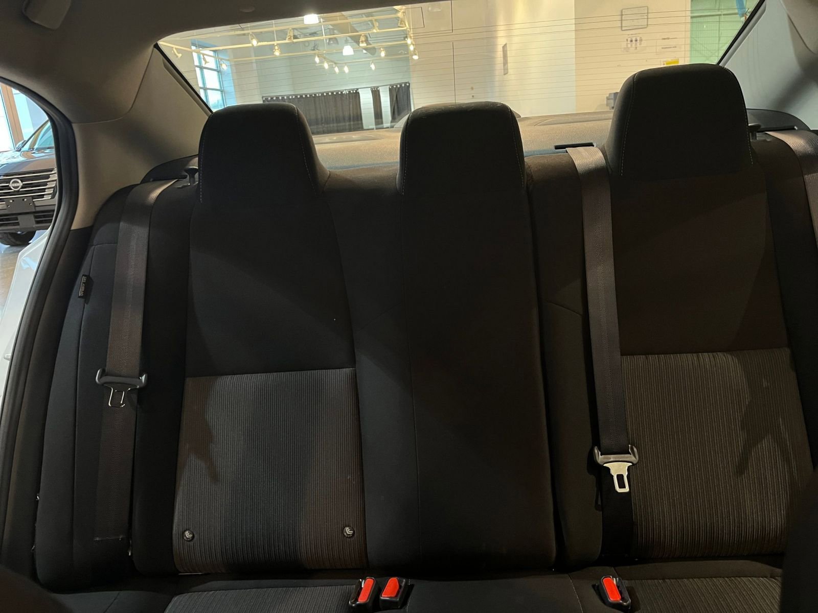 Used 2025 Nissan Sentra SV image 37