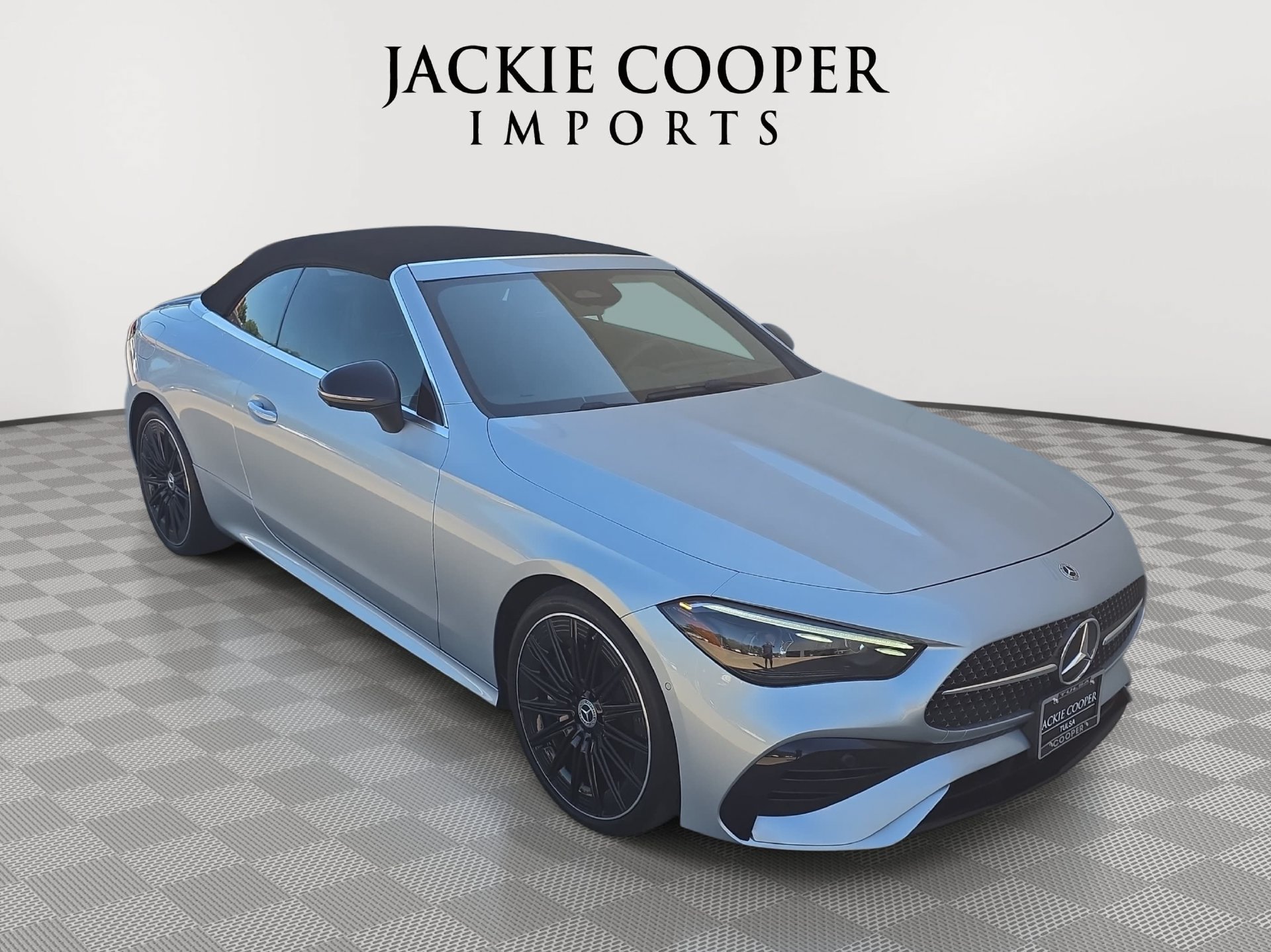 Certified 2024 Mercedes-Benz CLE 450 4MATIC Cabriolet image 3