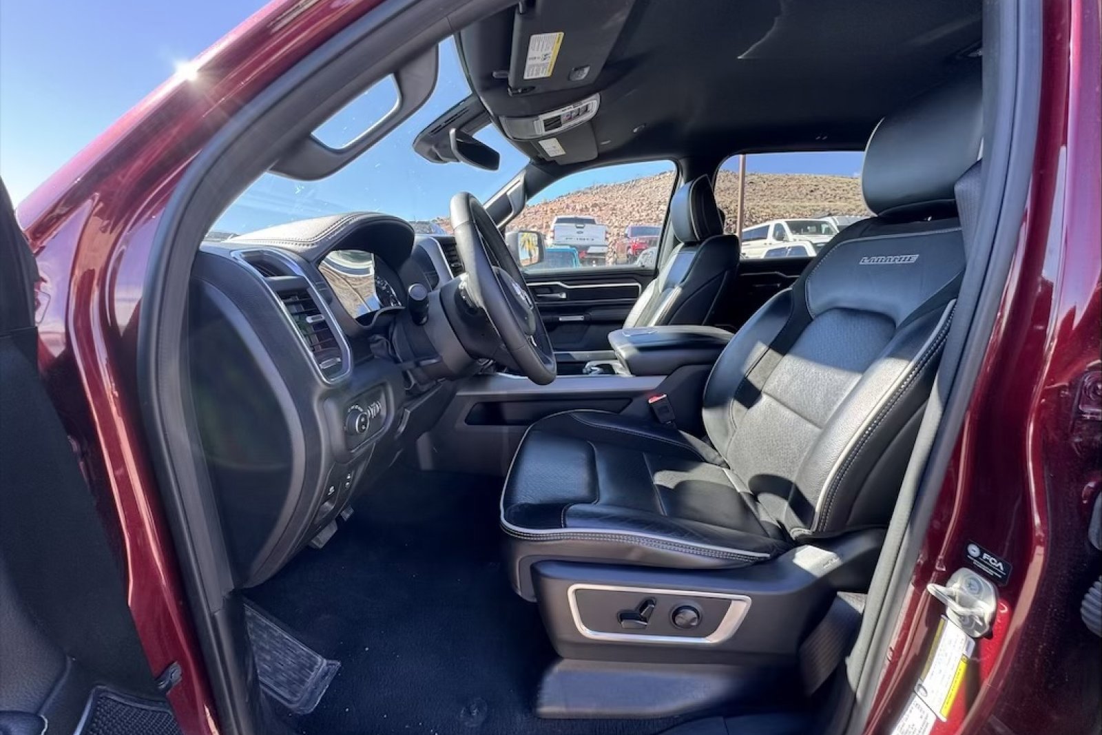 Used 2025 RAM 1500 Laramie image 9