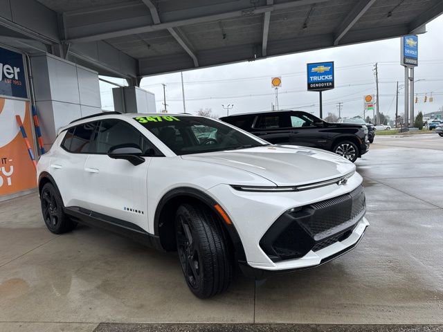 New 2025 Chevrolet Equinox EV RS image 8