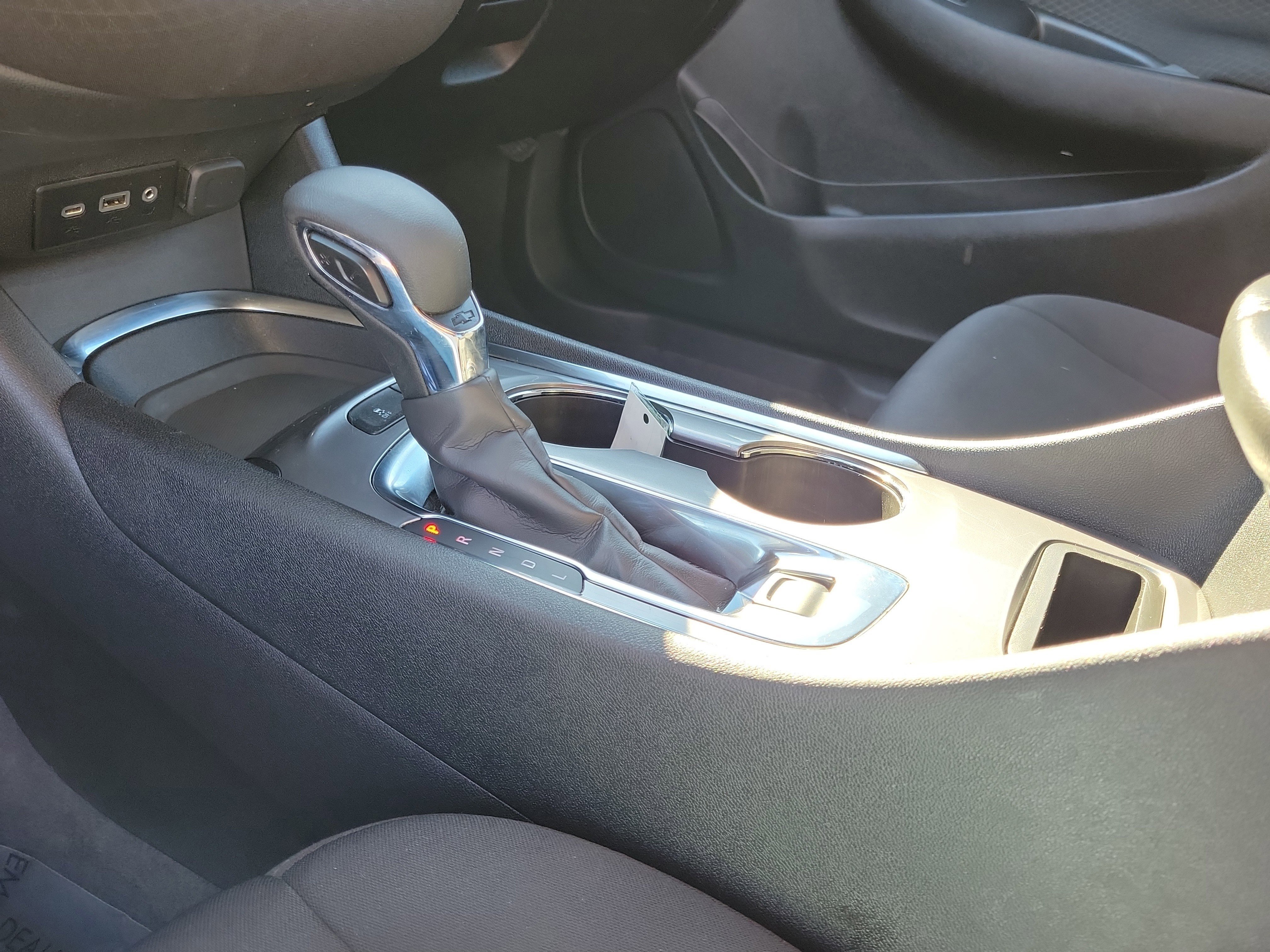 Used 2024 Chevrolet Malibu LT FWD image 29