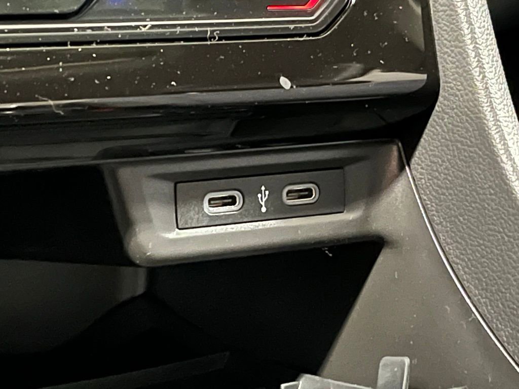 New 2026 Volkswagen Jetta SE FWD image 13
