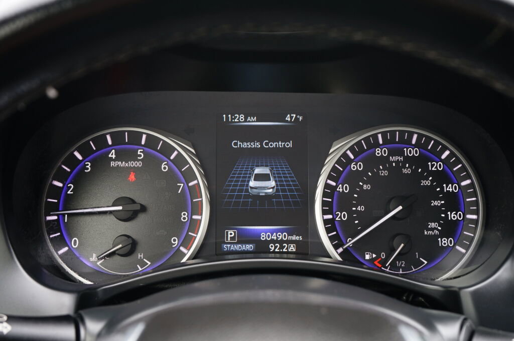 Used 2017 INFINITI Q60 3.0t image 23