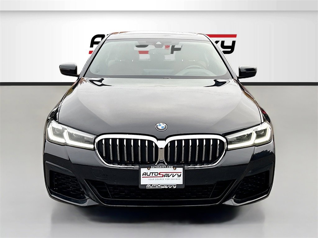 Used 2021 BMW 540i xDrive w/ M Sport Package image 2
