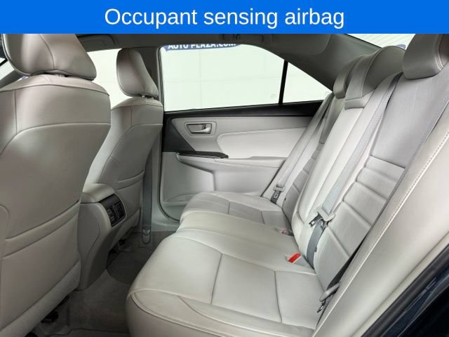 Used 2015 Toyota Camry XLE FWD image 15