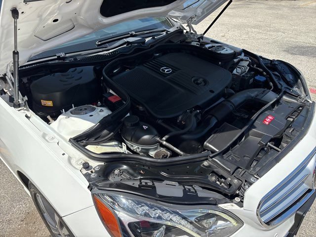 Used 2014 Mercedes-Benz E 250 BlueTEC Sedan image 68