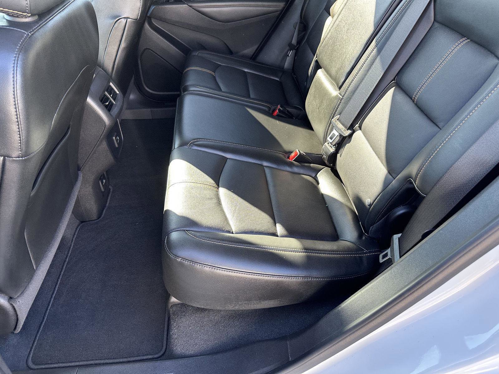 Used 2022 Chevrolet Equinox Premier image 18