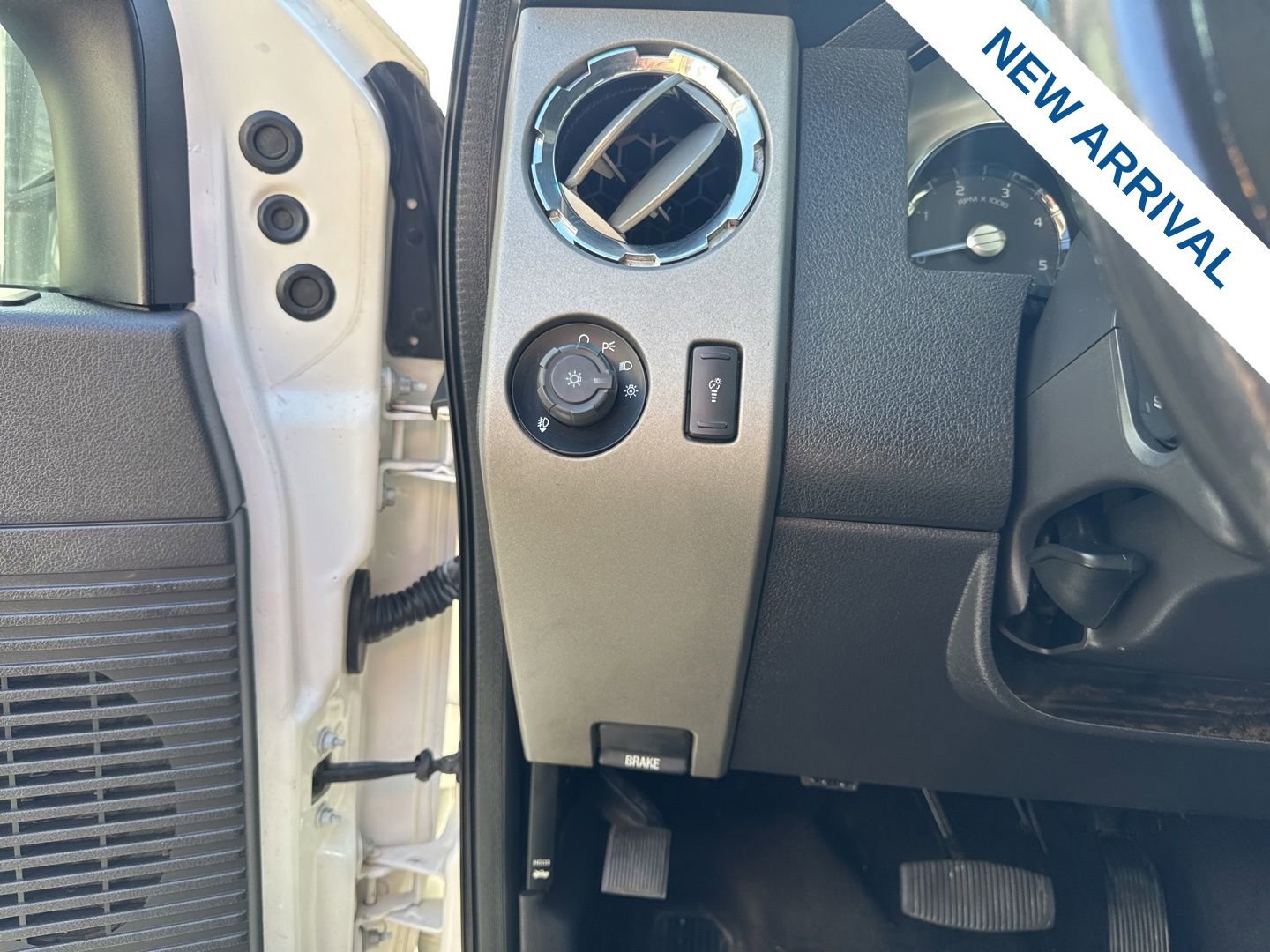 Used 2016 Ford F350 Lariat w/ Lariat Ultimate Package AWD/4WD image 19
