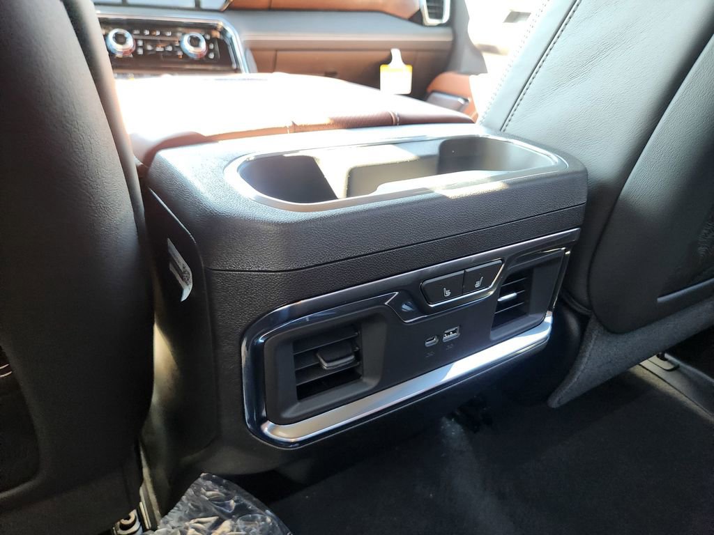 New 2026 GMC Sierra 3500 Denali Ultimate AWD/4WD image 25