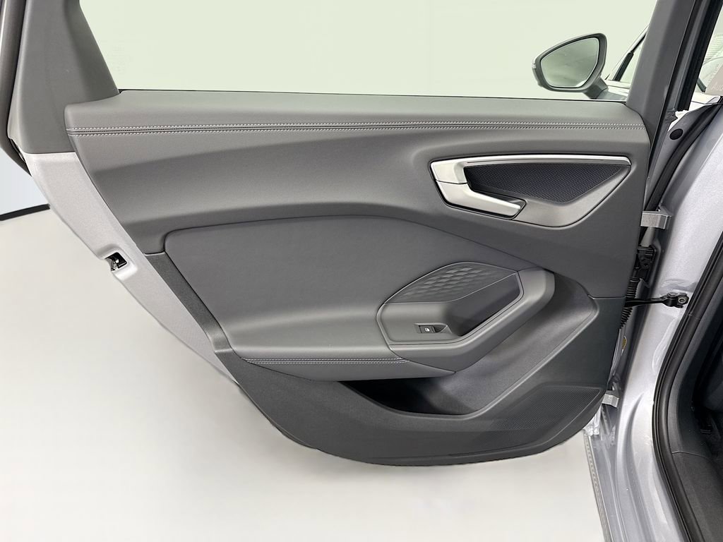 Used 2025 Audi A5 2.0T Premium image 27