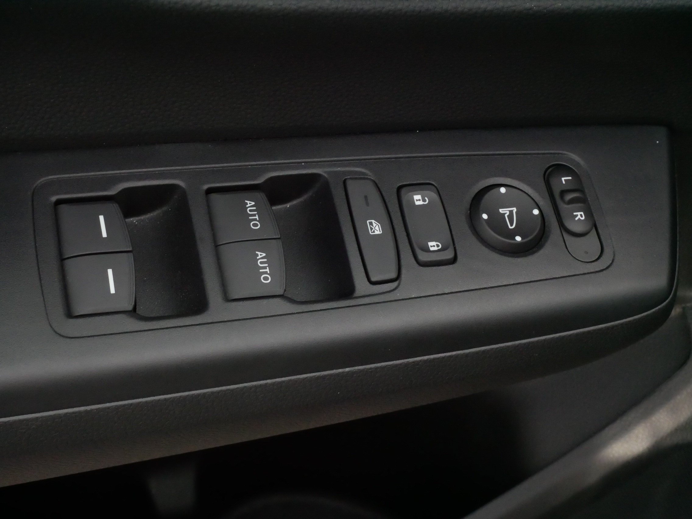 Used 2026 Honda CR-V TrailSport image 19