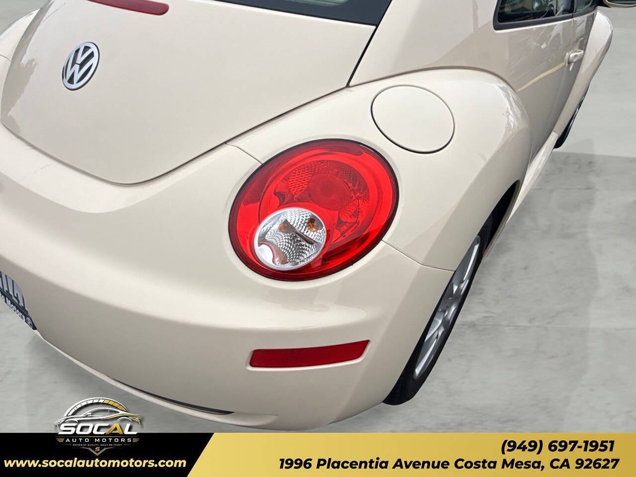 Used 2008 Volkswagen Beetle S FWD image 20