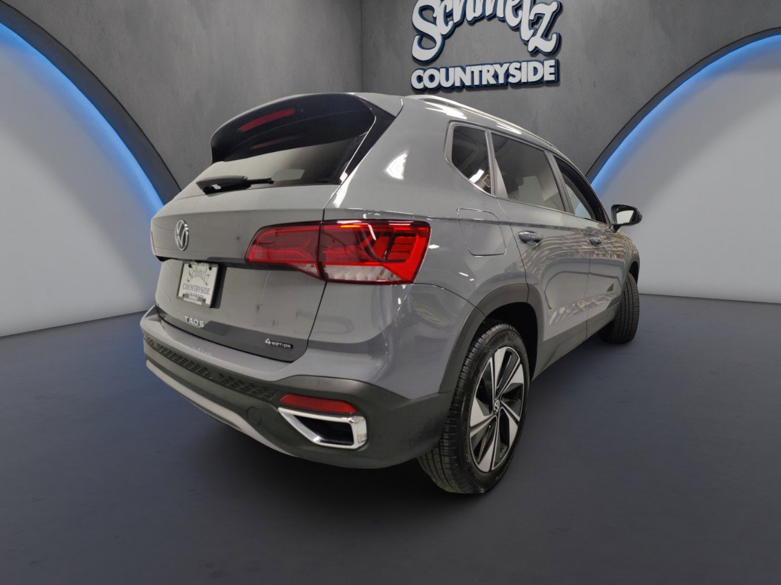 Used 2024 Volkswagen Taos SE AWD/4WD image 11