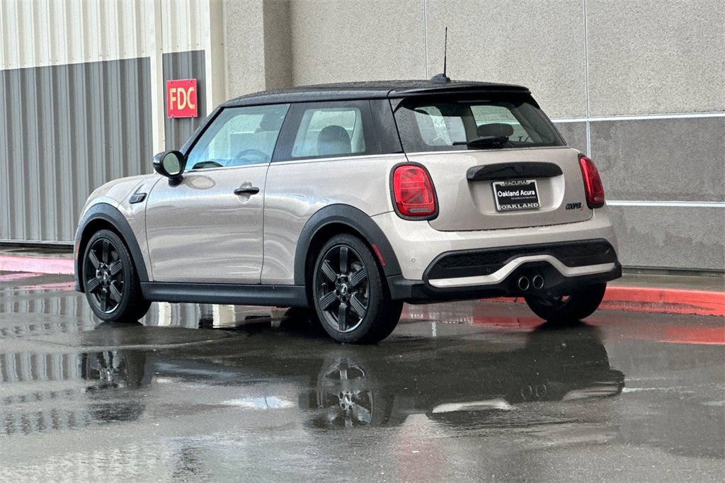 Used 2023 MINI Cooper S w/ Signature Upholstery Package image 6