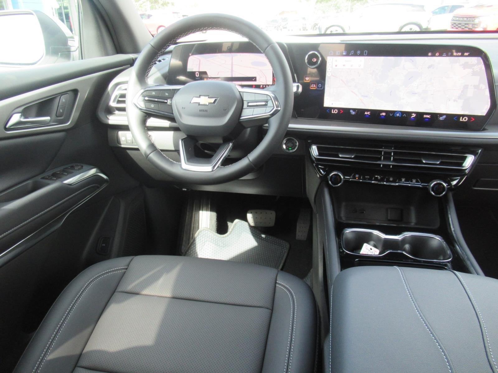 New 2027 Chevrolet Traverse LT FWD image 13