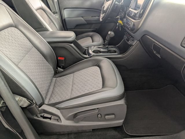 Used 2018 Chevrolet Colorado Z71 AWD/4WD image 31
