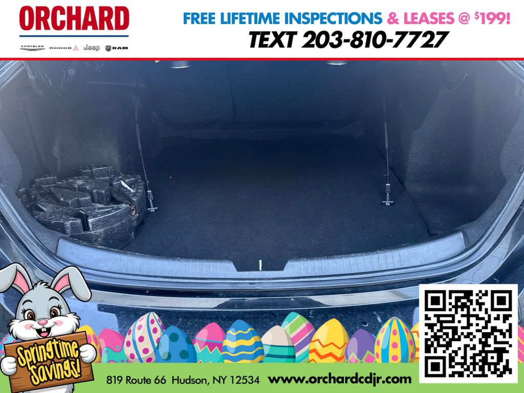 Used 2017 Chevrolet Malibu LT w/ Leather Package image 21