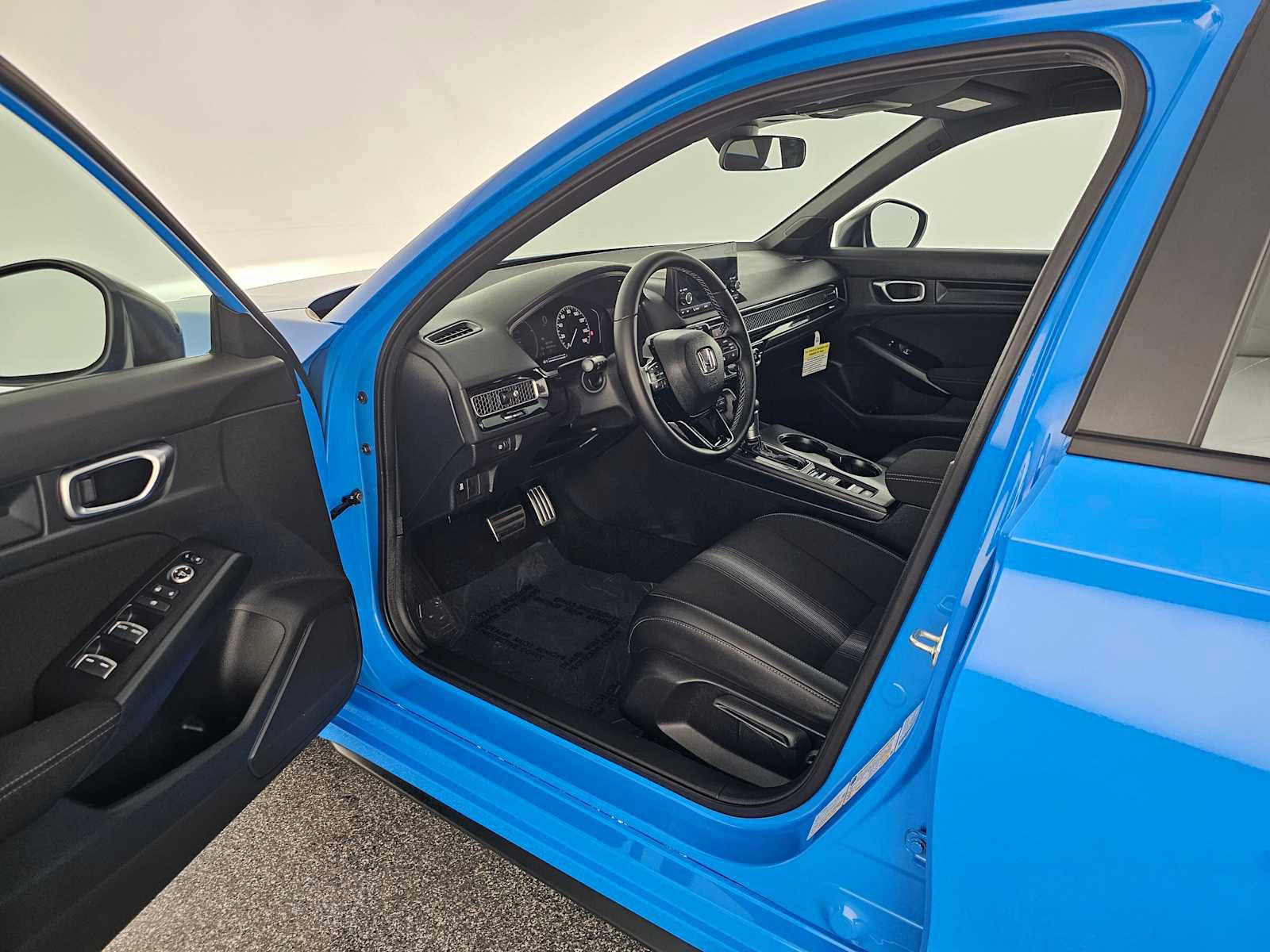 Used 2025 Honda Civic Sport image 19