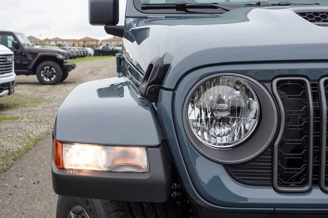 New 2026 Jeep Gladiator Sport image 5