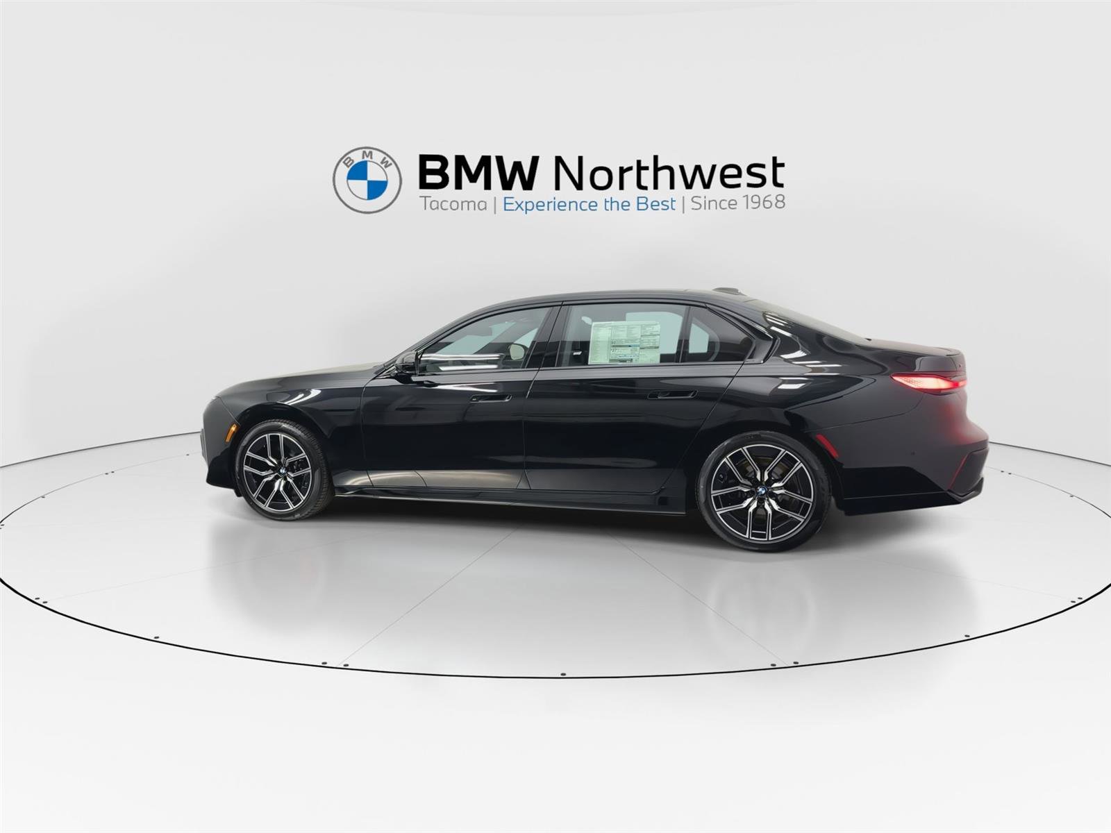 New 2026 BMW 740i xDrive AWD/4WD image 11