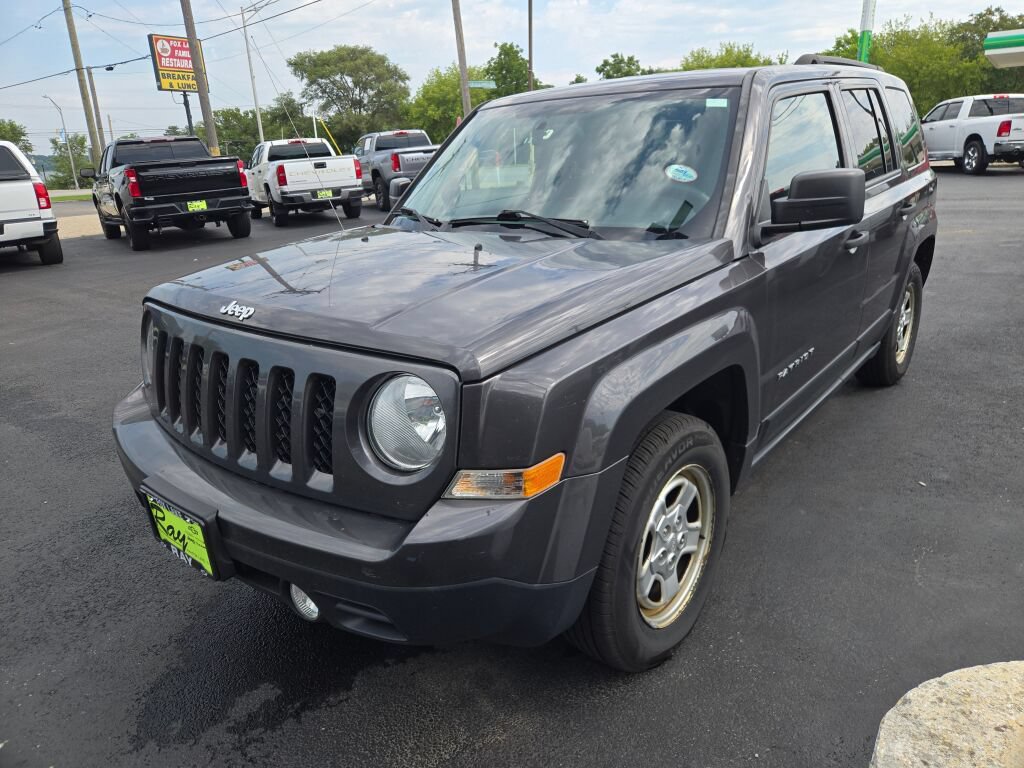 Used 2016 Jeep Patriot Sport FWD image 4