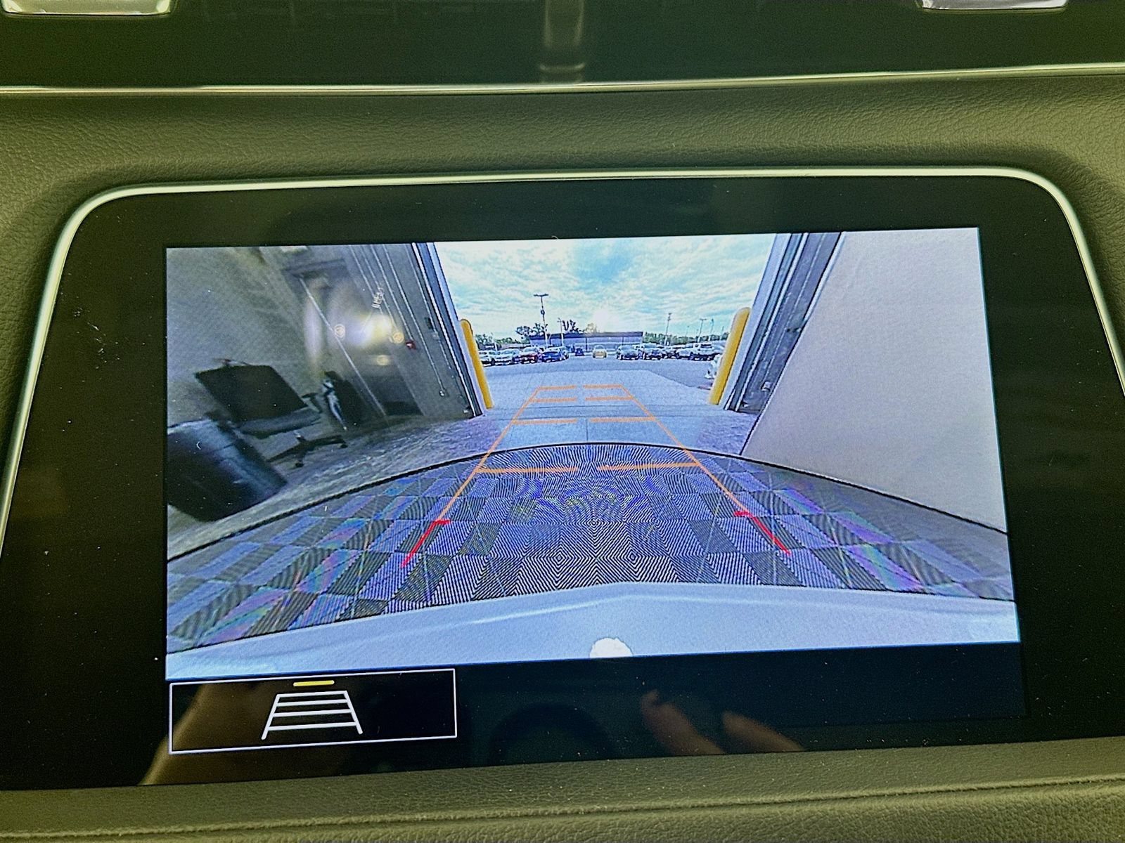 Used 2020 Cadillac XT4 Luxury w/ Cold Weather Package AWD/4WD image 13