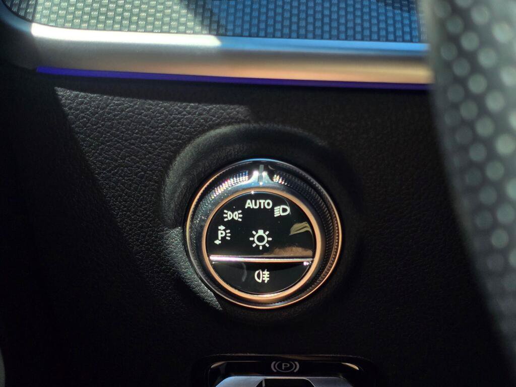 Used 2026 Mercedes-Benz CLE 300 4MATIC Coupe image 33