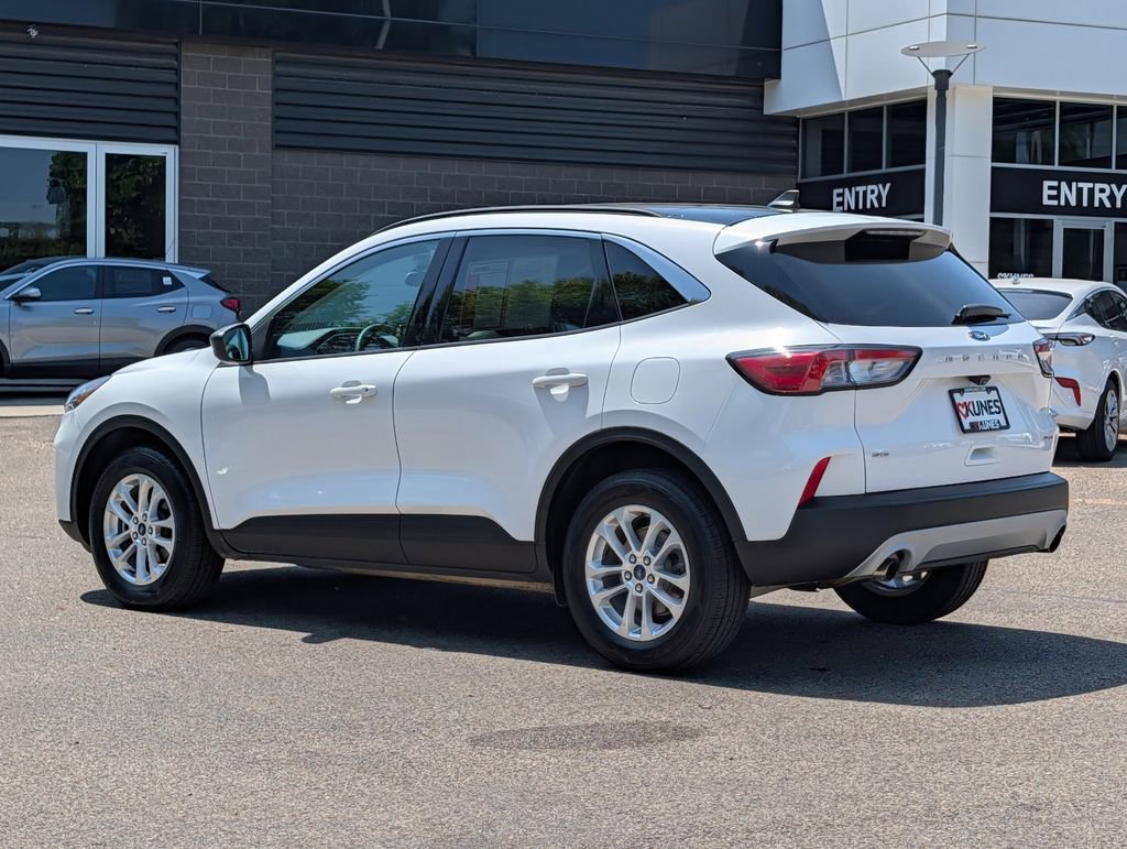 Used 2022 Ford Escape SE w/ Convenience Package AWD/4WD image 7