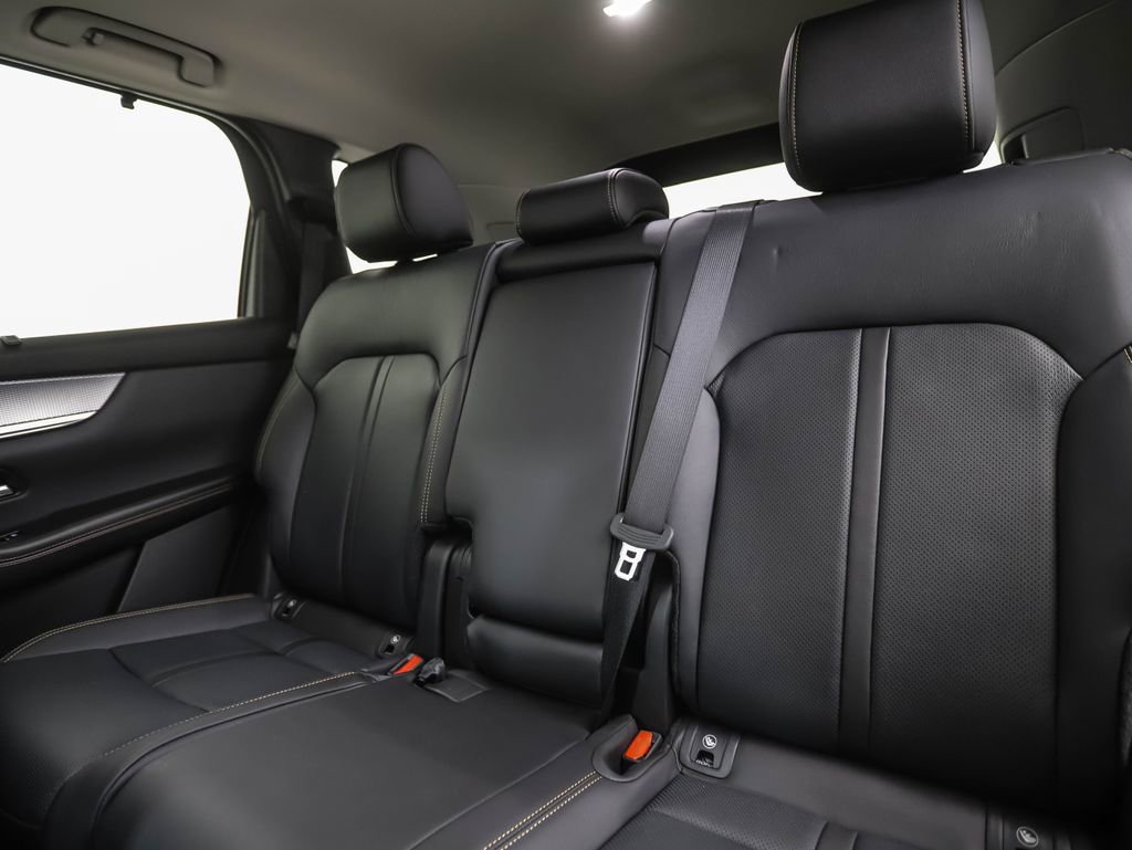 Used 2025 MAZDA CX-90 3.3 Turbo w/ Preferred Package AWD/4WD image 22