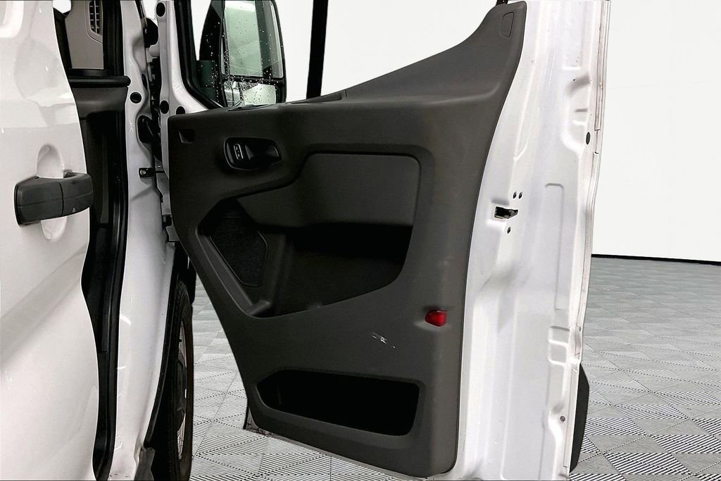 Used 2023 Ford Transit 150 Low Roof RWD image 28