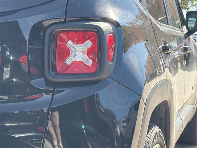 Used 2019 Jeep Renegade Altitude w/ Quick Order Package 2XM image 8