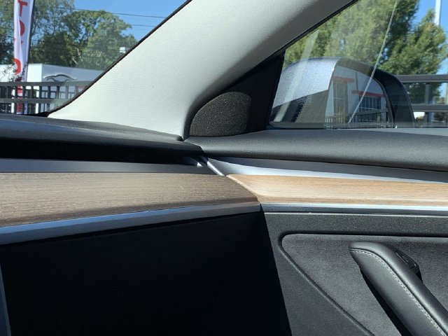 Used 2023 Tesla Model 3 Standard Range RWD image 10