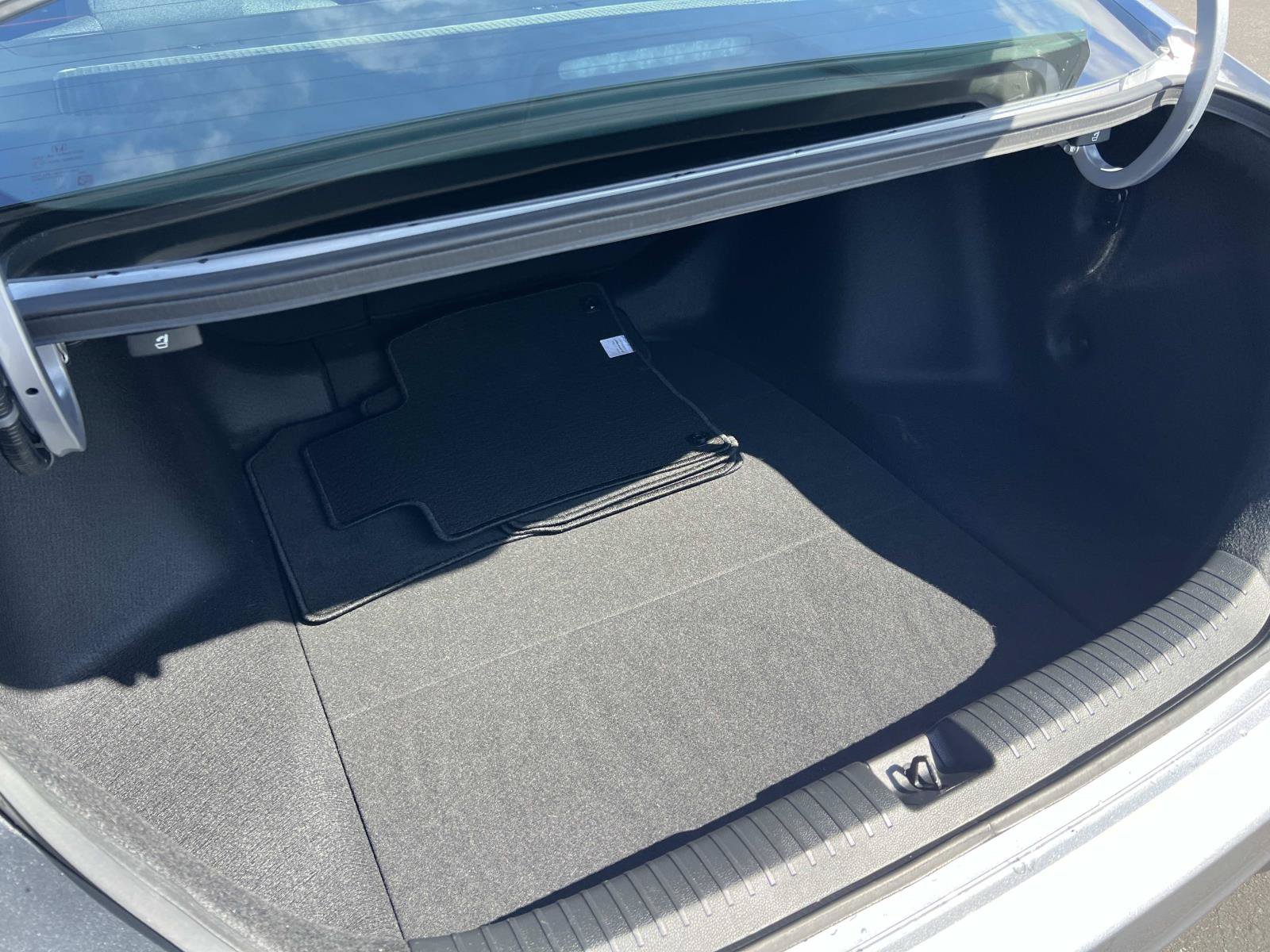 Certified 2025 Honda Accord SE image 22