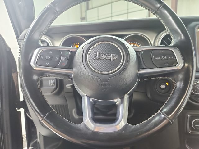 Used 2023 Jeep Wrangler Unlimited Sahara w/ Cold Weather Group AWD/4WD image 21