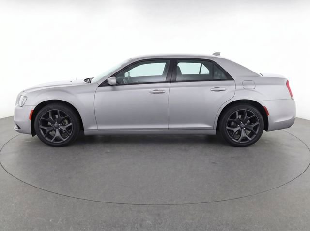 Used 2023 Chrysler 300 S RWD image 6