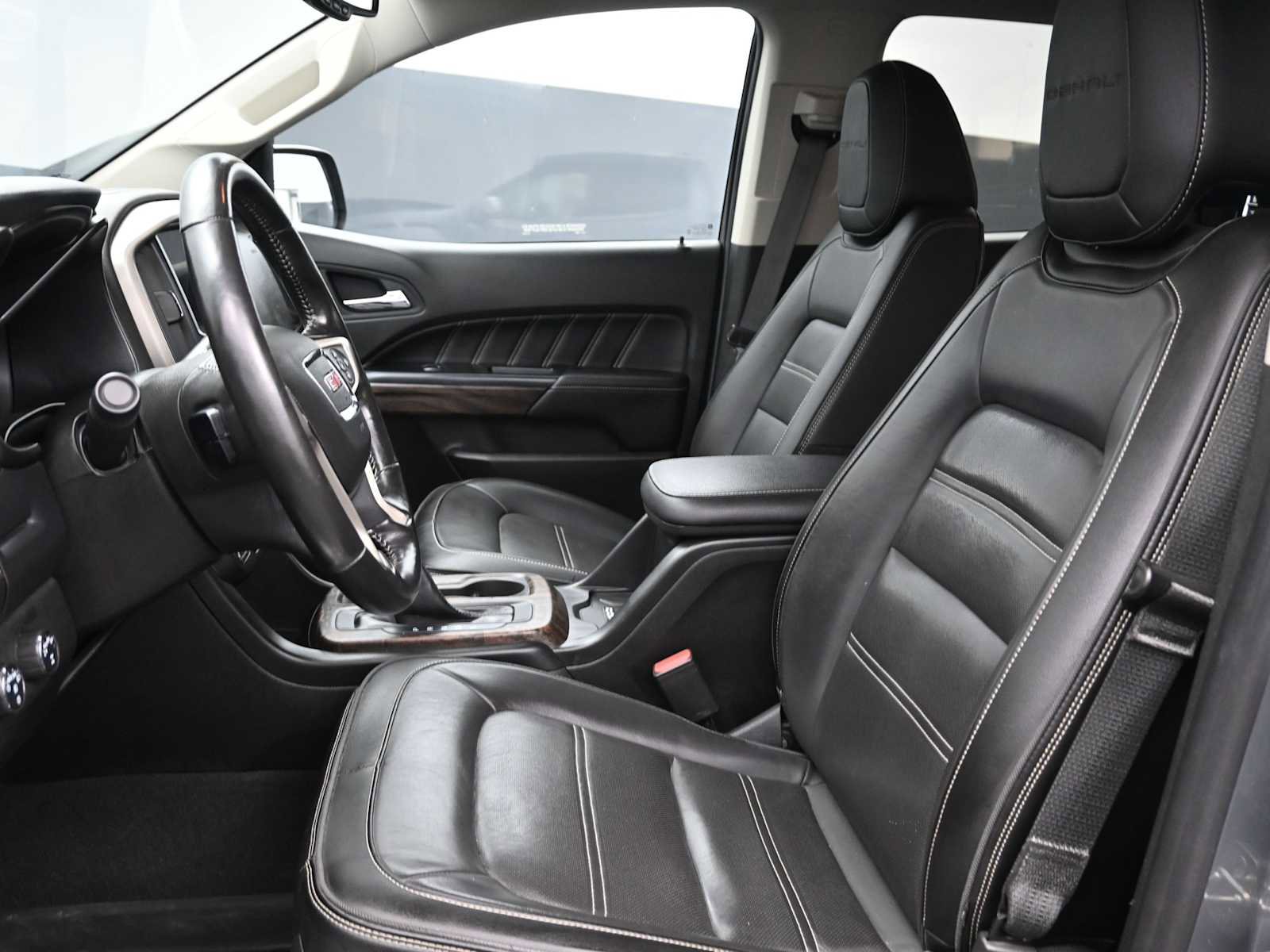 Used 2022 GMC Canyon Denali image 10