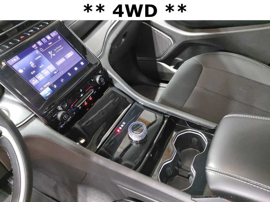 Certified 2022 Jeep Grand Cherokee L Laredo w/ Luxury Tech Group I AWD/4WD image 5