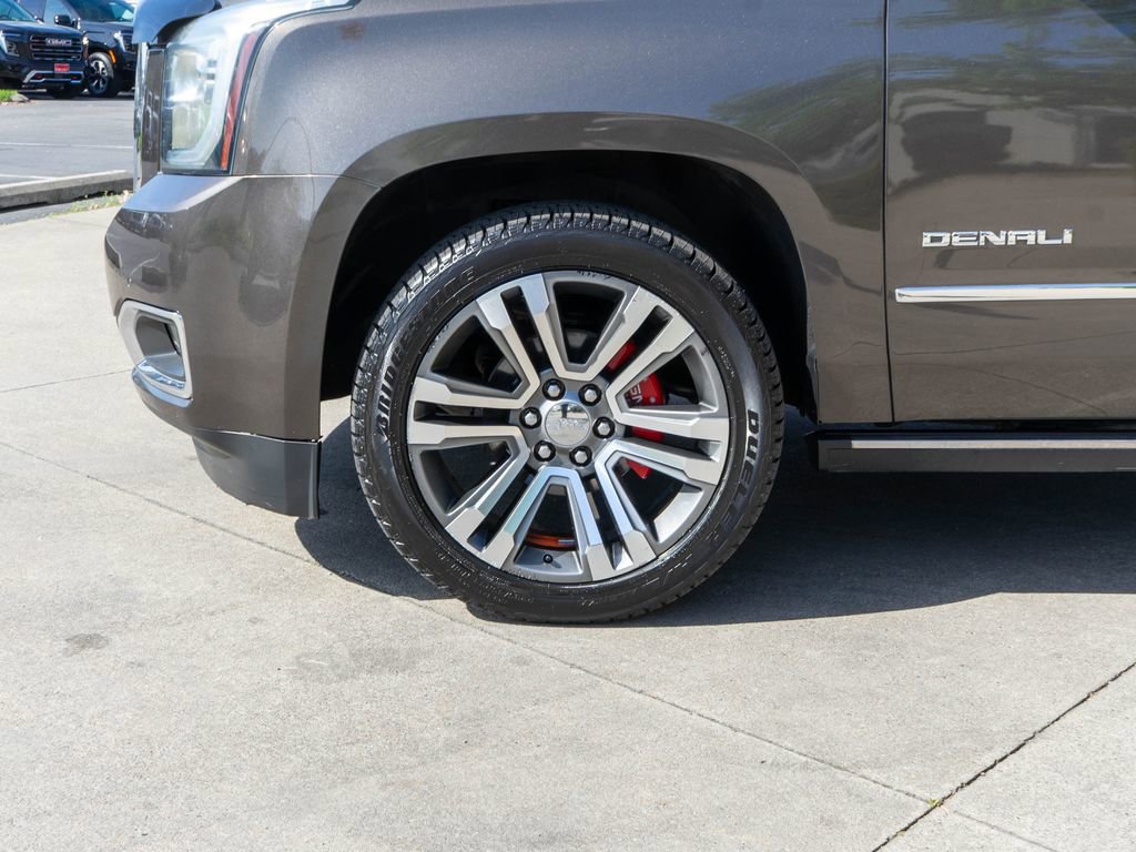 Used 2019 GMC Yukon XL Denali w/ Denali Ultimate Package AWD/4WD image 34
