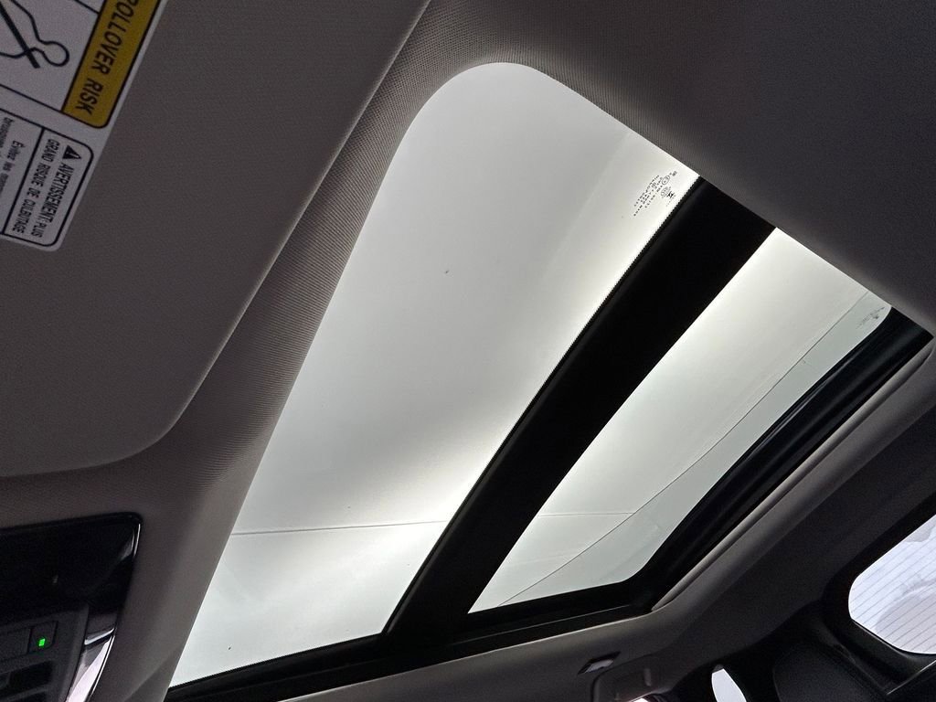 New 2026 Mitsubishi Outlander SE FWD image 24