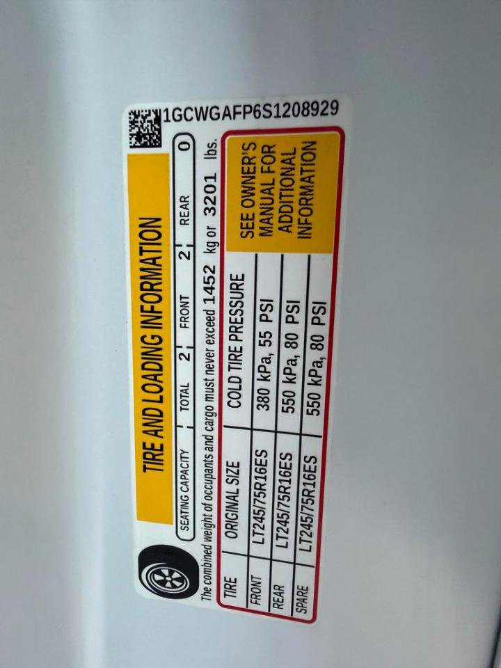 Used 2025 Chevrolet Express 2500 w/ Driver Convenience Package image 30